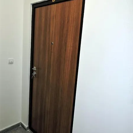דירה Apartman 1 Lux S V Istocno Sarajevo Lukavica Hilandarska Centar